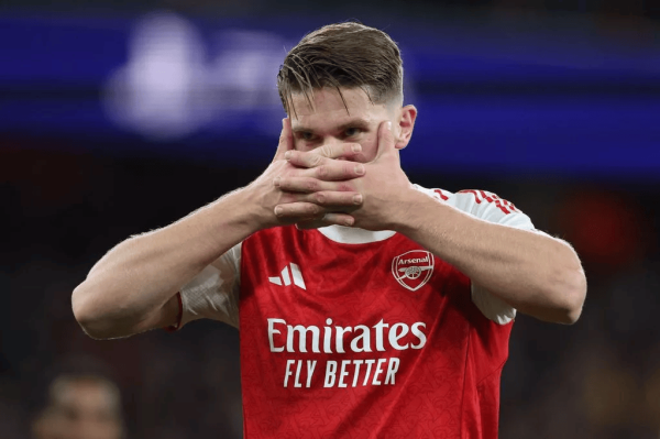 亚新T+0配资 旧将: 哲凯赖什有时跑位过于无私, 机会来时反而没做好准备